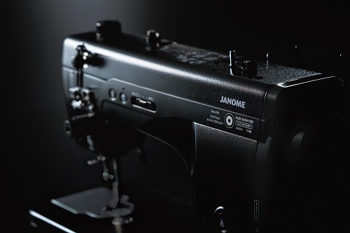 職業用ミシン「haute couture（オートクチュール）1000」を 1,000台  