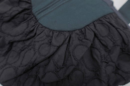 ピンタックバッグ