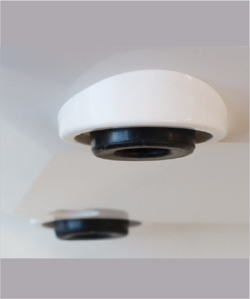 振動を抑えるゴム足